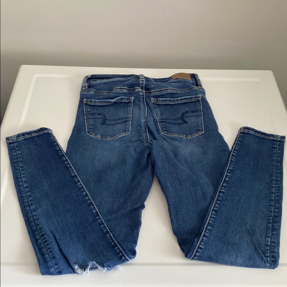 American Eagle Outfitters Women's Blue Distressed Jeans - Picture 5 of 6